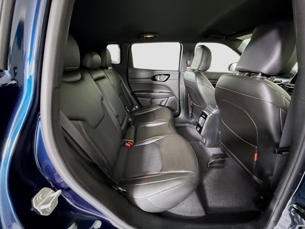 Used 2024 Jeep Compass Trailhawk AWD/4WD image 22