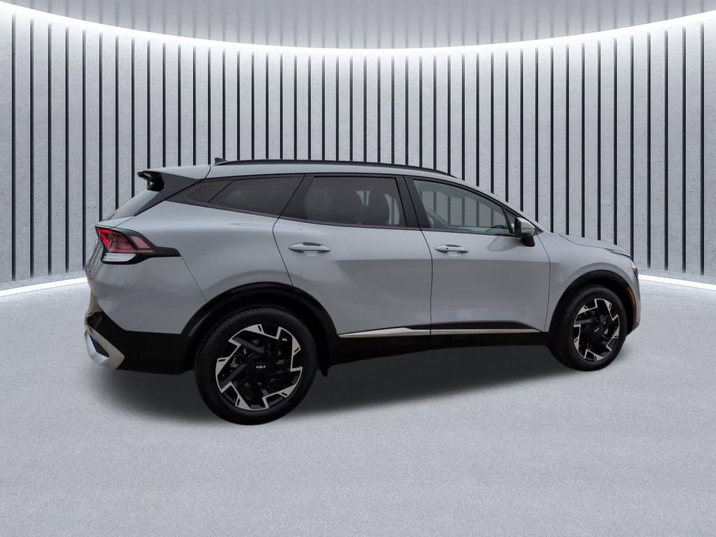 Used 2023 Kia Sportage SX image 5