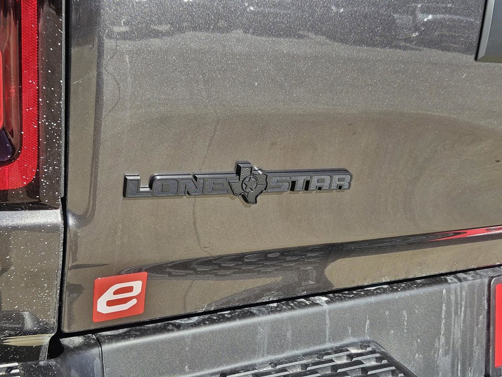 Used 2026 RAM 1500 4x4 Crew Cab image 41