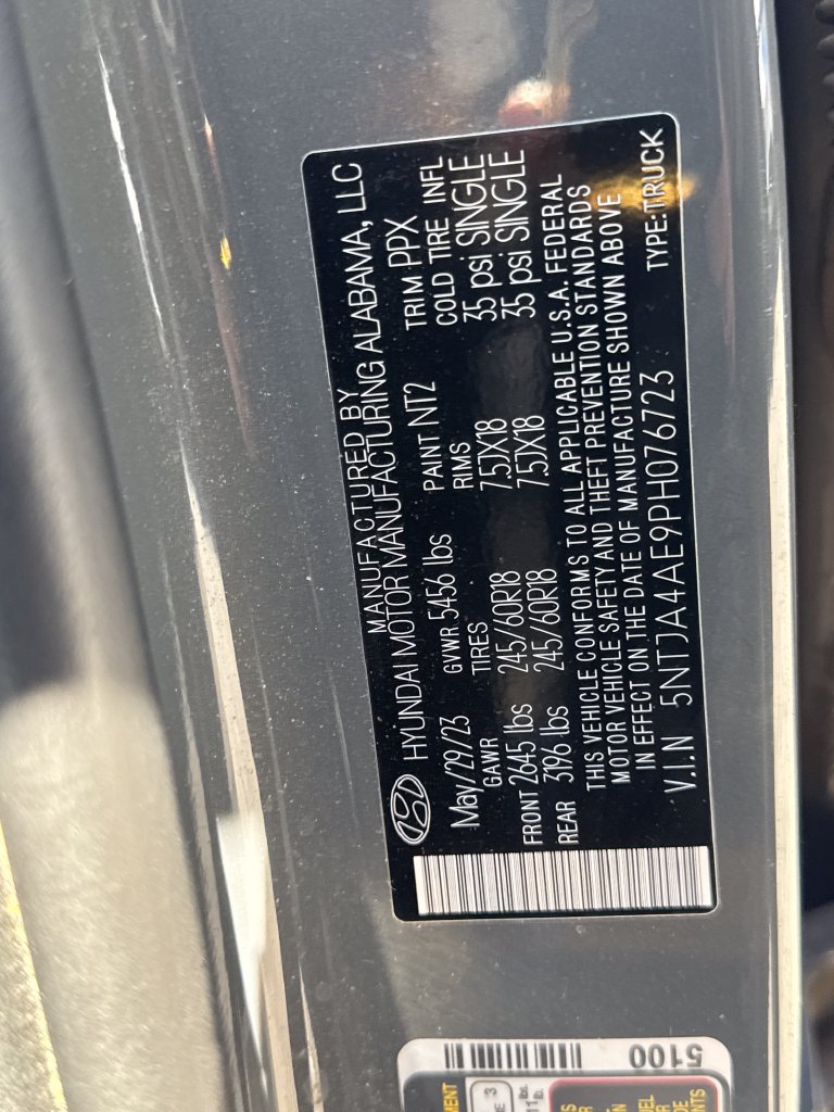 Used 2023 Hyundai Santa Cruz SE FWD image 29