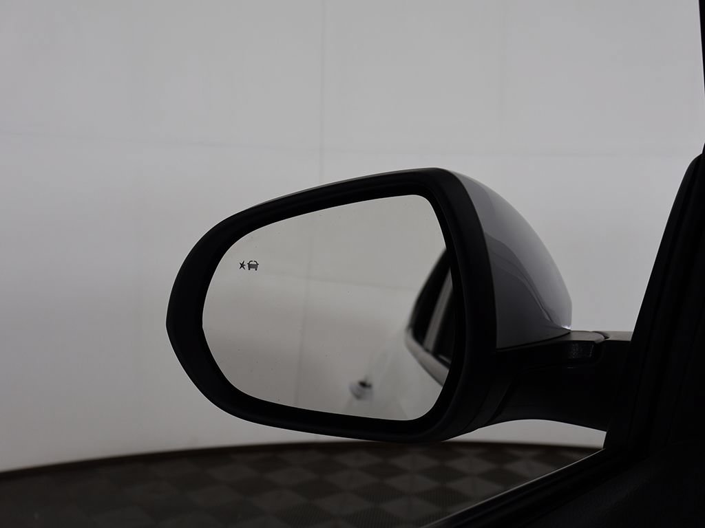 Used 2024 Buick Encore GX Preferred FWD image 34