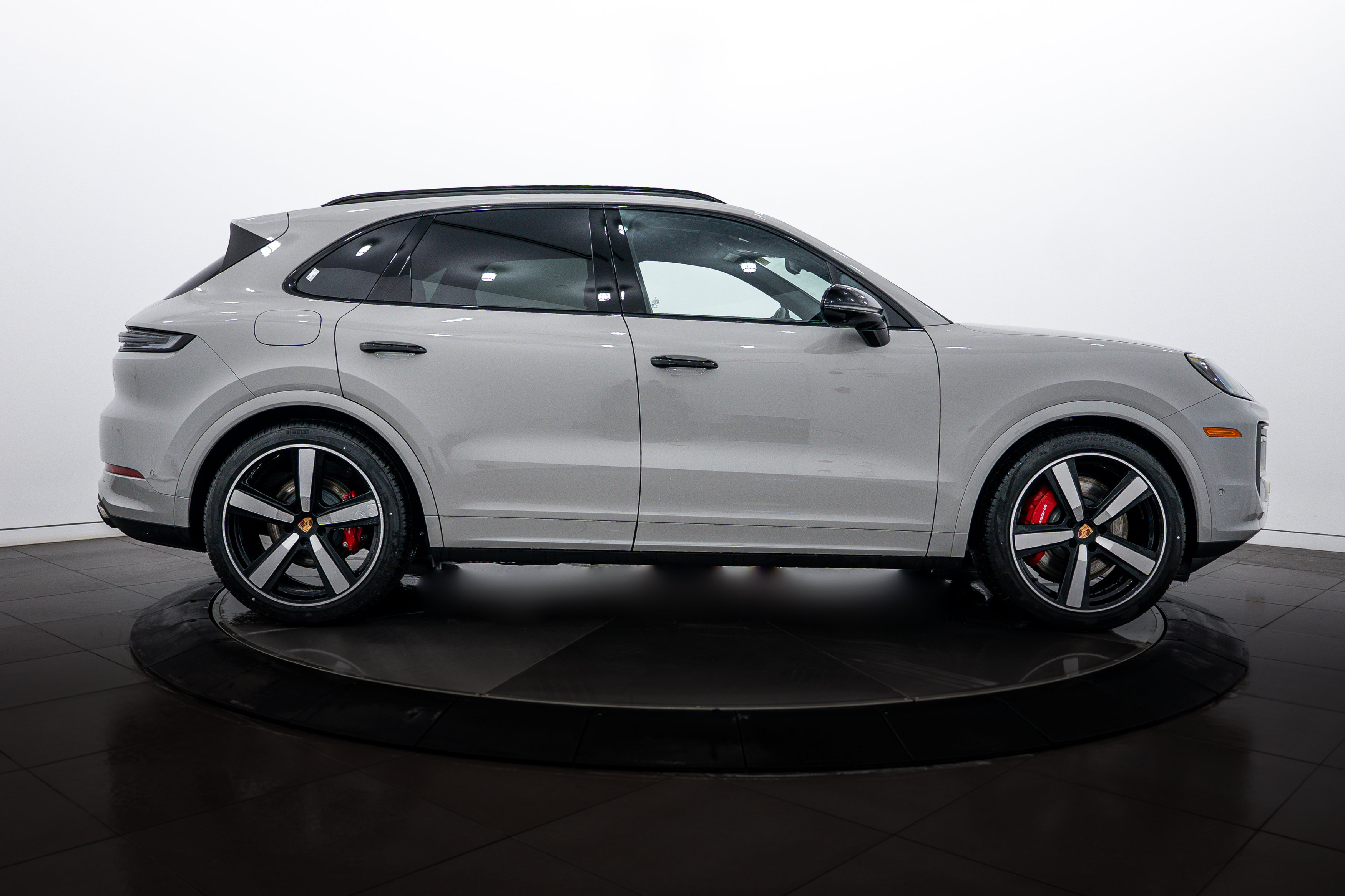 New 2026 Porsche Cayenne S AWD/4WD image 8