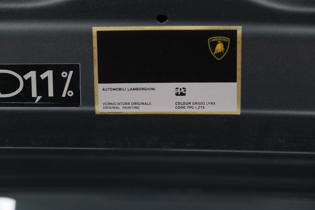 Used 2021 Lamborghini Huracan EVO image 49