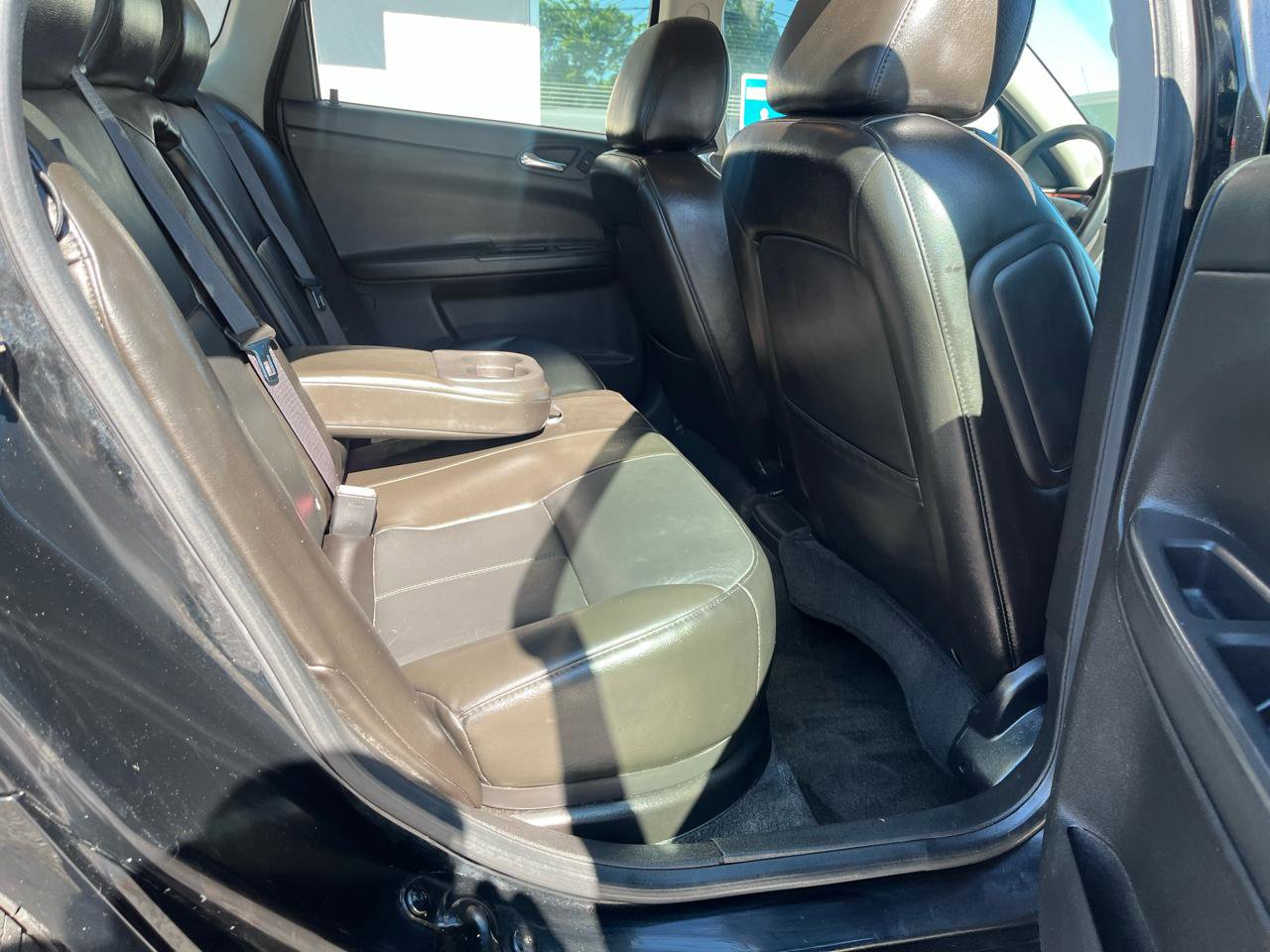 Used 2009 Chevrolet Impala LT FWD image 27