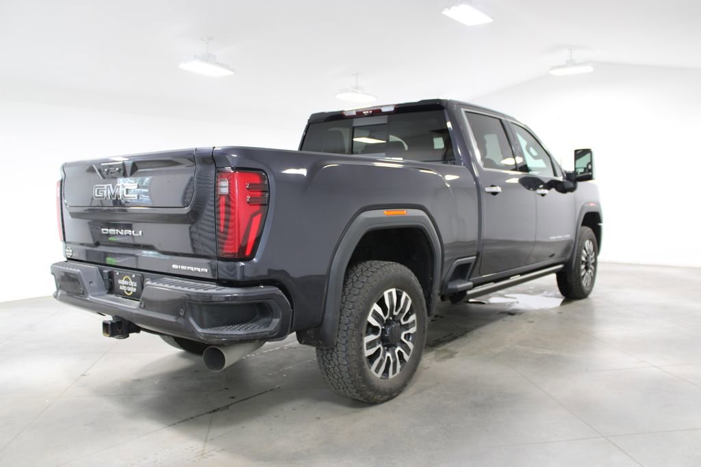 Used 2024 GMC Sierra 2500 Denali Ultimate AWD/4WD image 12