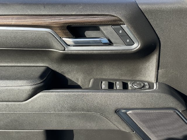 Used 2025 Chevrolet Silverado 1500 LT AWD/4WD image 26