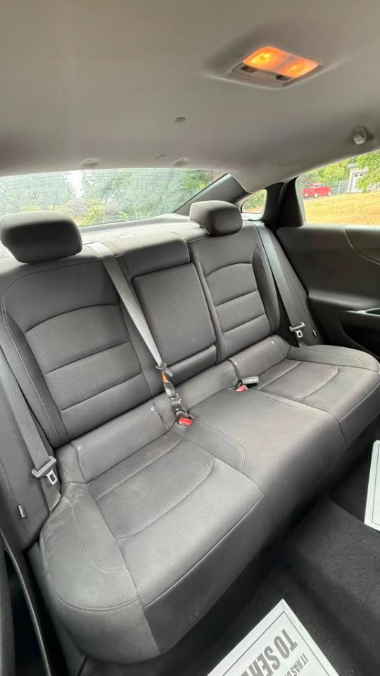 Used 2020 Chevrolet Malibu LT FWD image 10