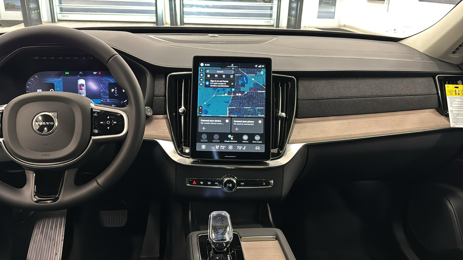 Used 2026 Volvo XC90 B5 Plus w/ Protection Package image 11