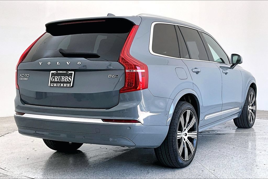 Certified 2023 Volvo XC90 B6 Ultimate w/ Lounge Package AWD/4WD image 2
