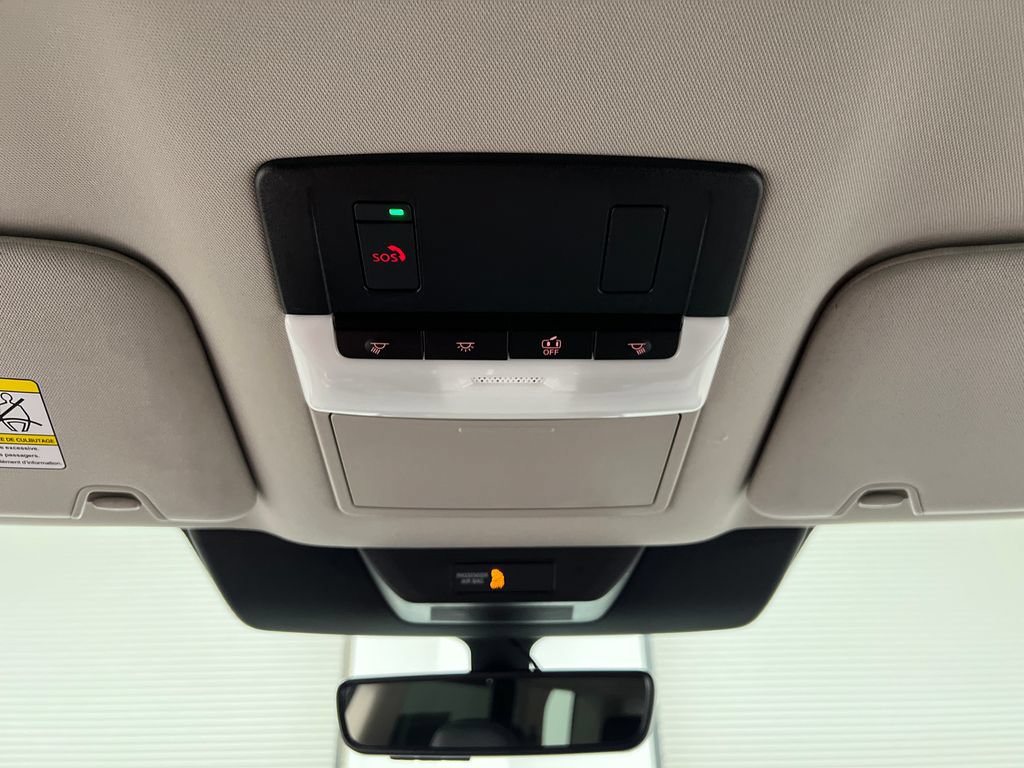 Used 2025 Nissan Pathfinder SL AWD/4WD image 70