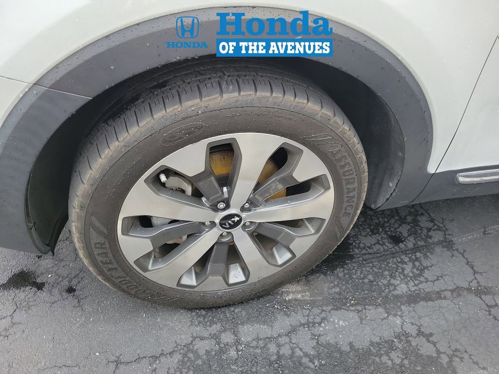 Used 2021 Kia Telluride EX w/ EX Premium Package image 4