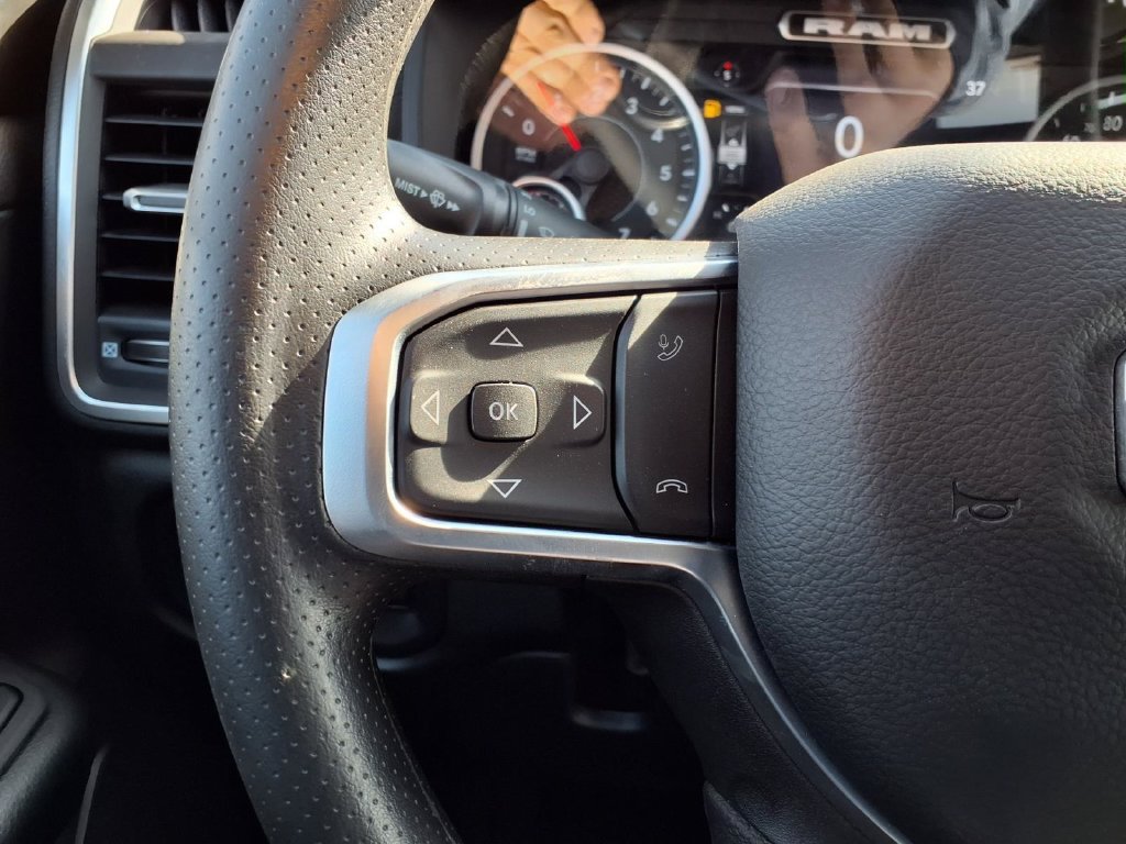 New 2026 RAM 1500 Express AWD/4WD image 12