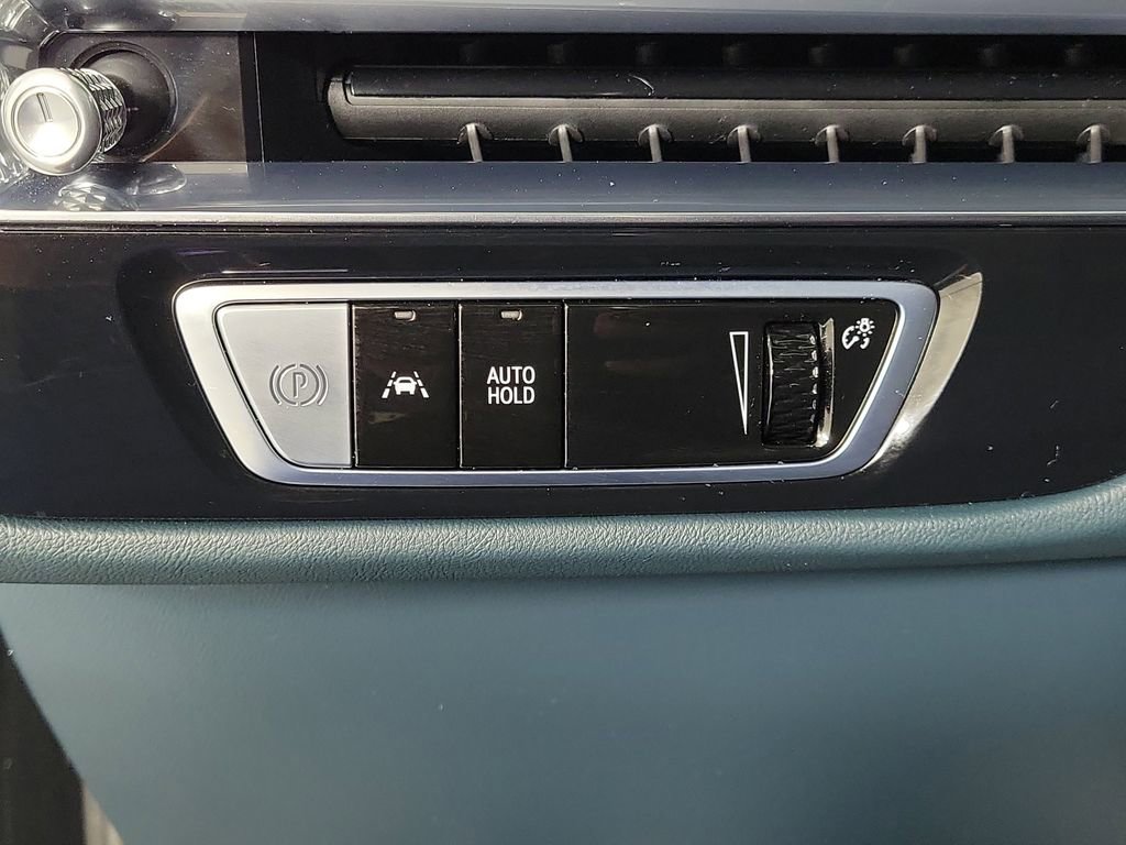 Certified 2024 Cadillac Lyriq Sport w/ Nappa Leather Package image 31