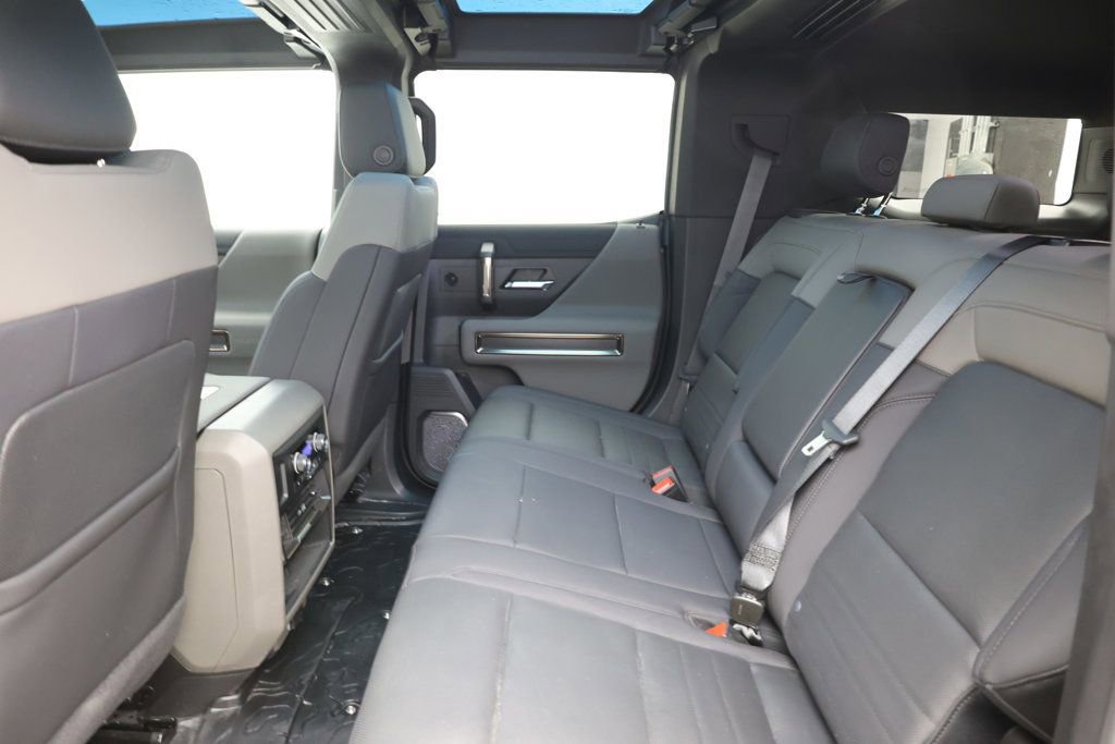 Used 2024 GMC Hummer EV 3X image 17