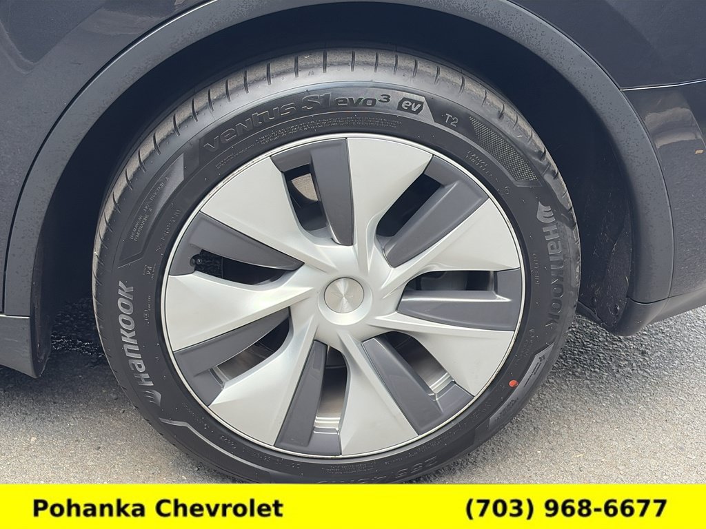 Used 2024 Tesla Model Y Long Range RWD image 24