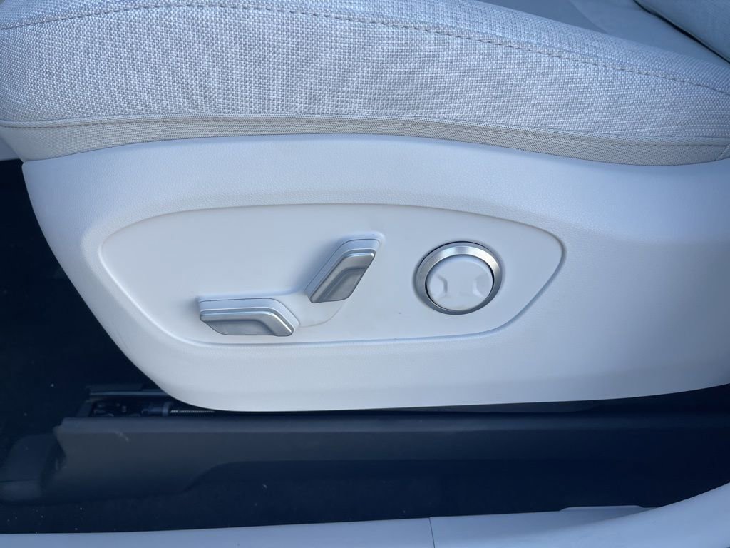 New 2026 Hyundai Ioniq 9 SE image 20