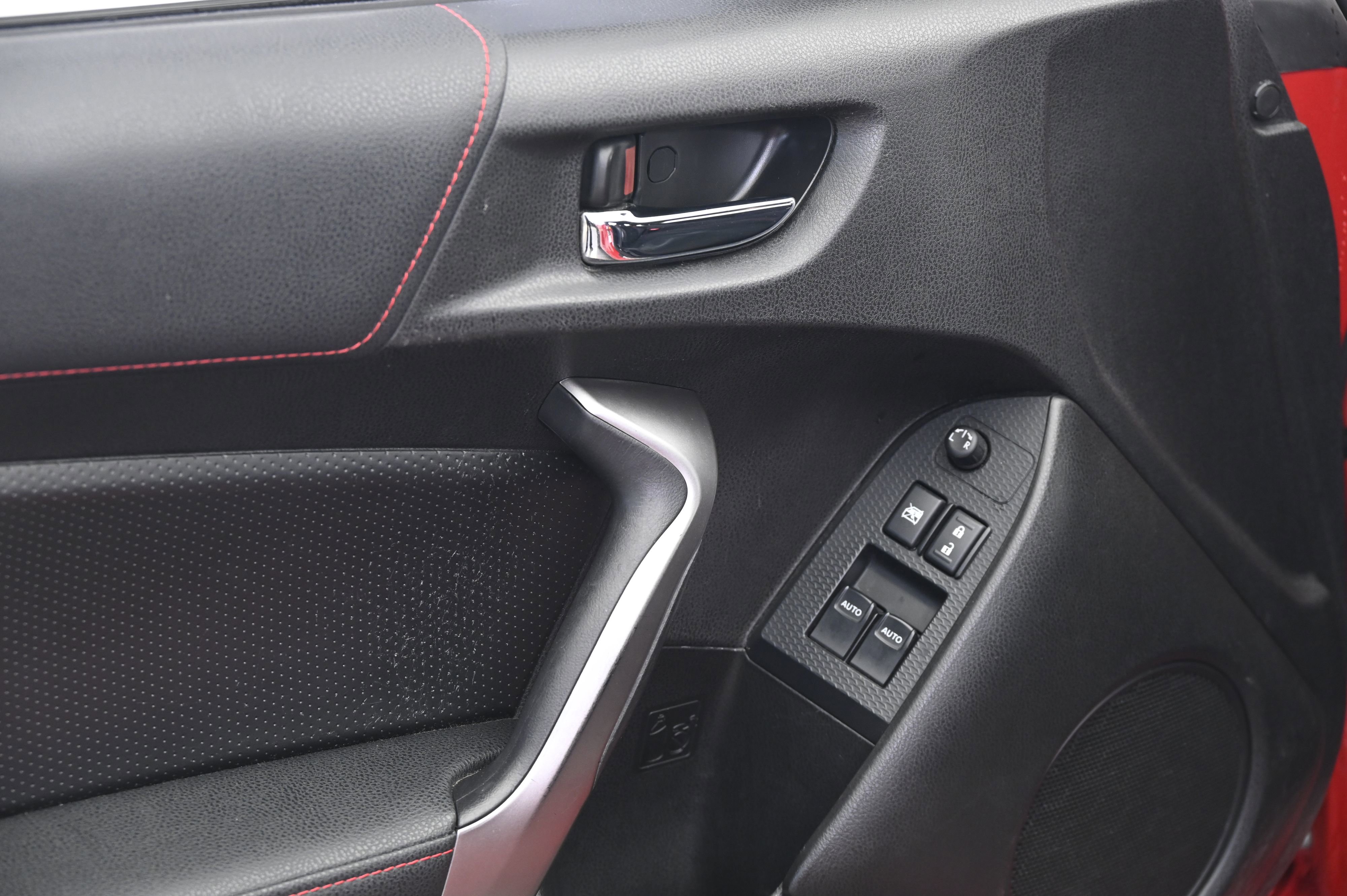 Used 2013 Scion FR-S image 24