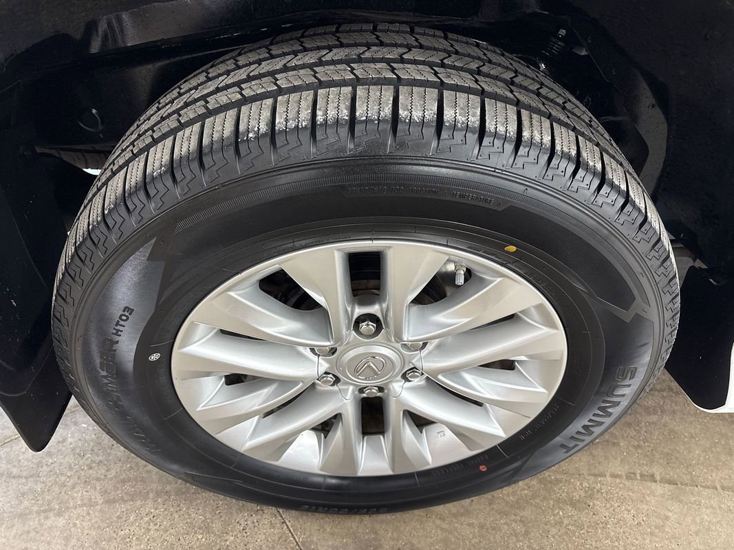 Used 2018 Lexus GX 460 image 22