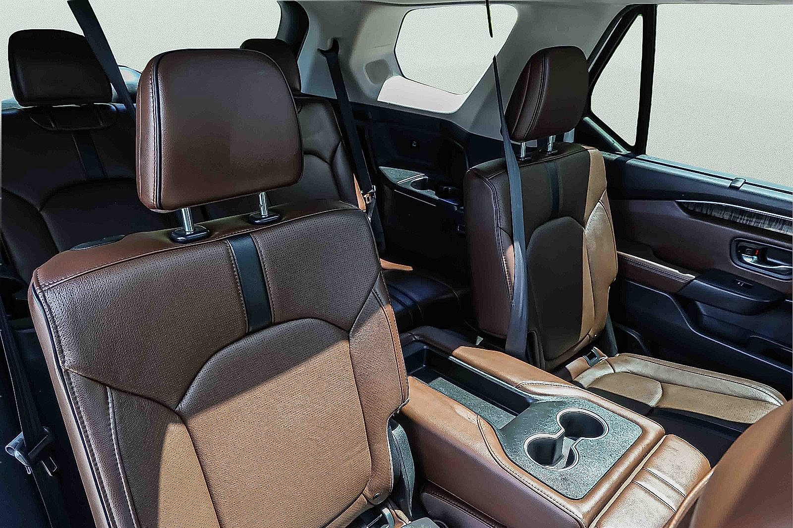 Used 2023 Honda Pilot Elite image 25