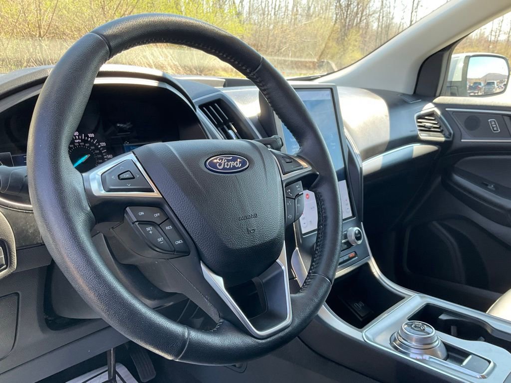 Used 2022 Ford Edge SEL w/ Convenience Package image 21