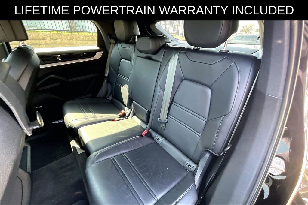 Used 2024 Porsche Cayenne S image 29