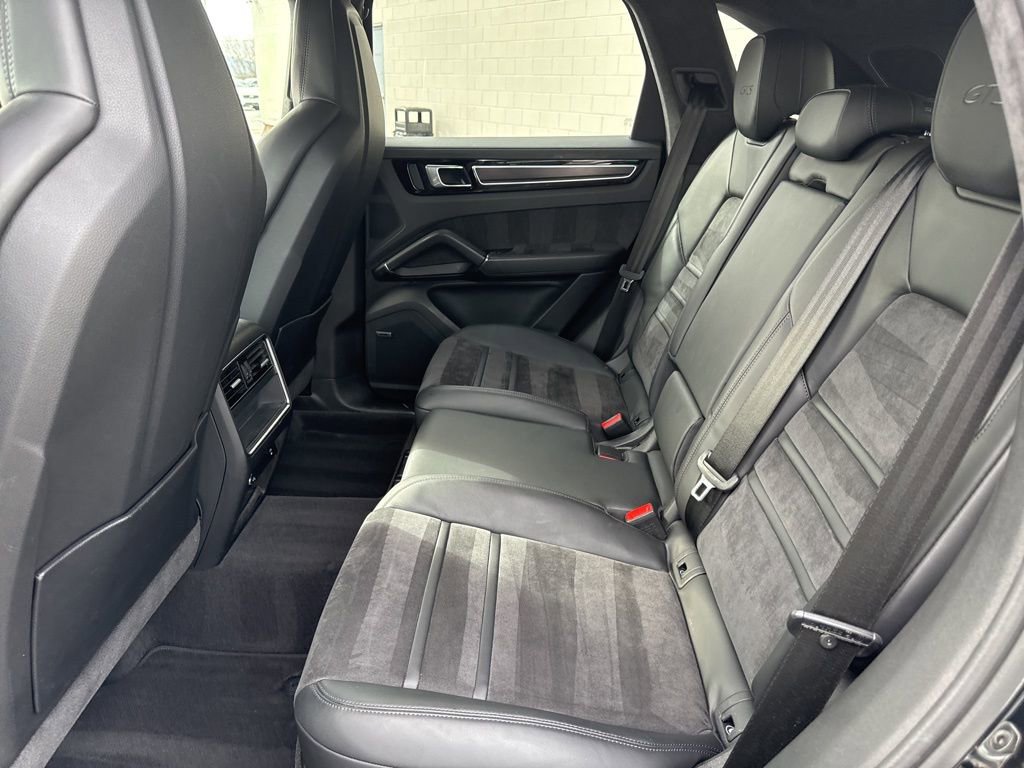 Used 2023 Porsche Cayenne GTS image 14