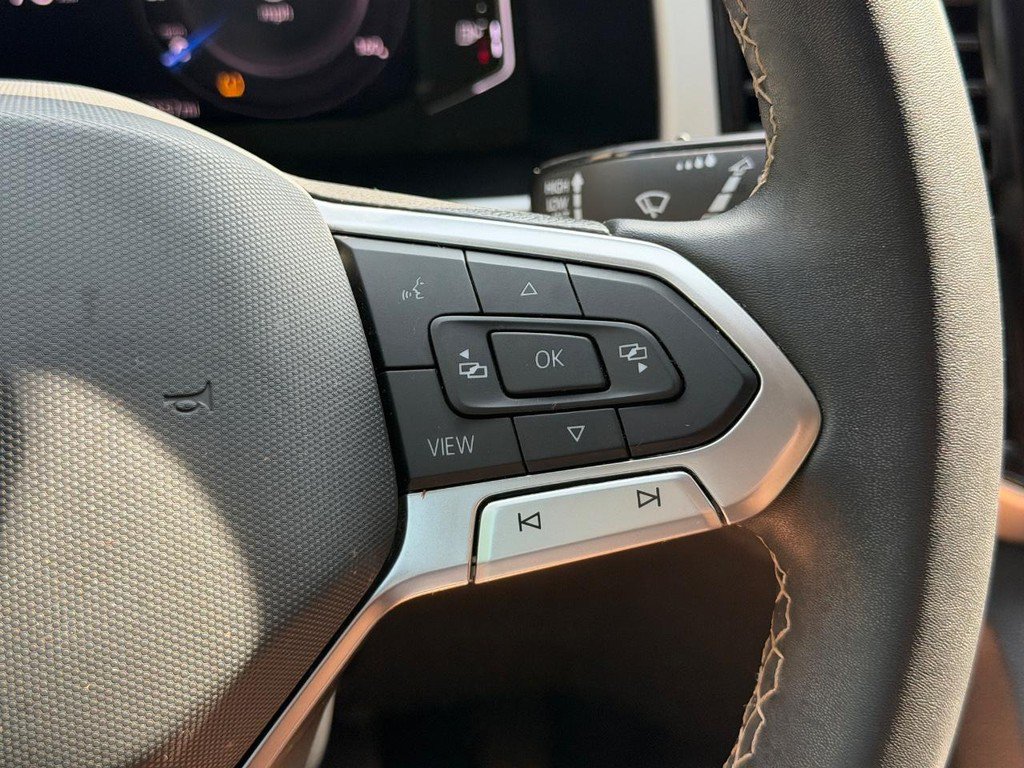 Used 2023 Volkswagen Atlas SE AWD/4WD image 19