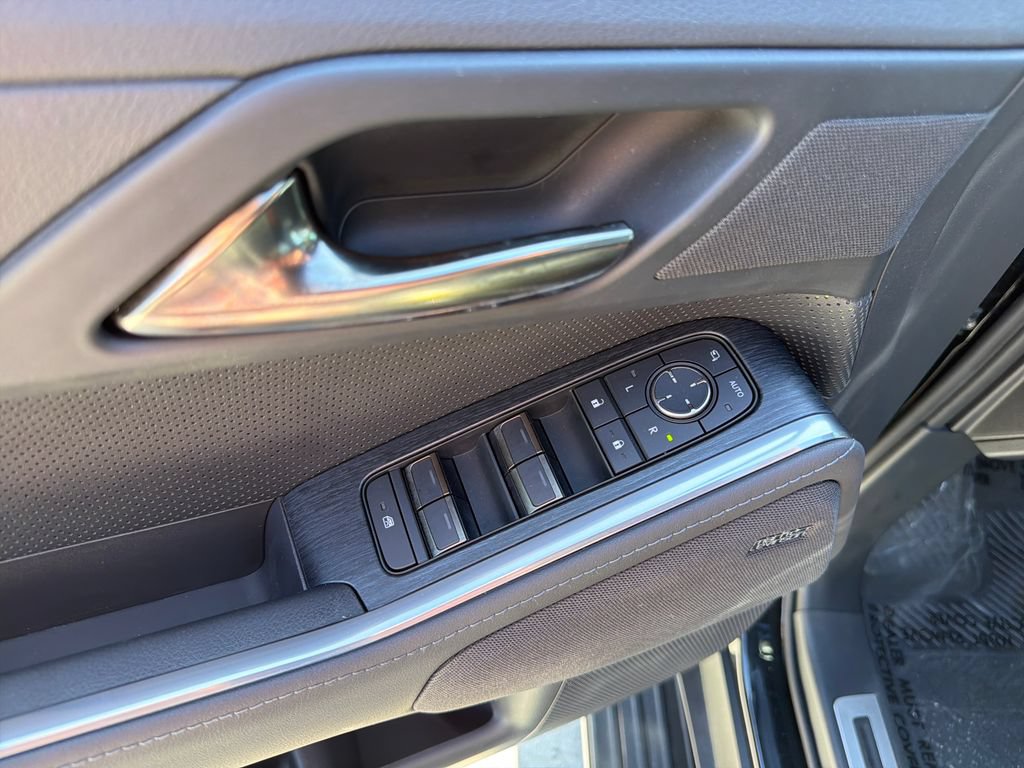 Used 2025 Lexus GX 550 AWD/4WD image 22