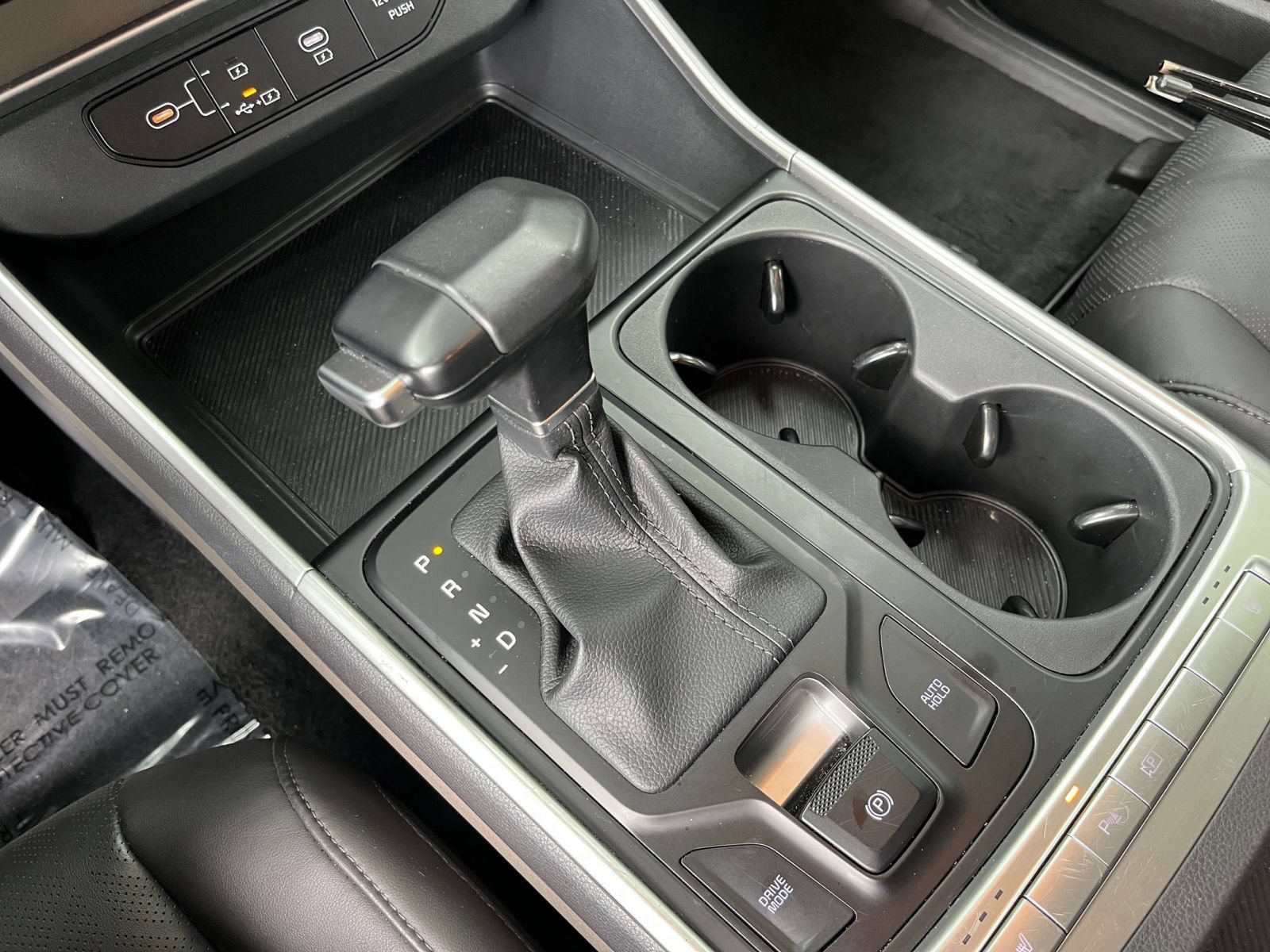 Used 2026 Kia Carnival FWD image 43