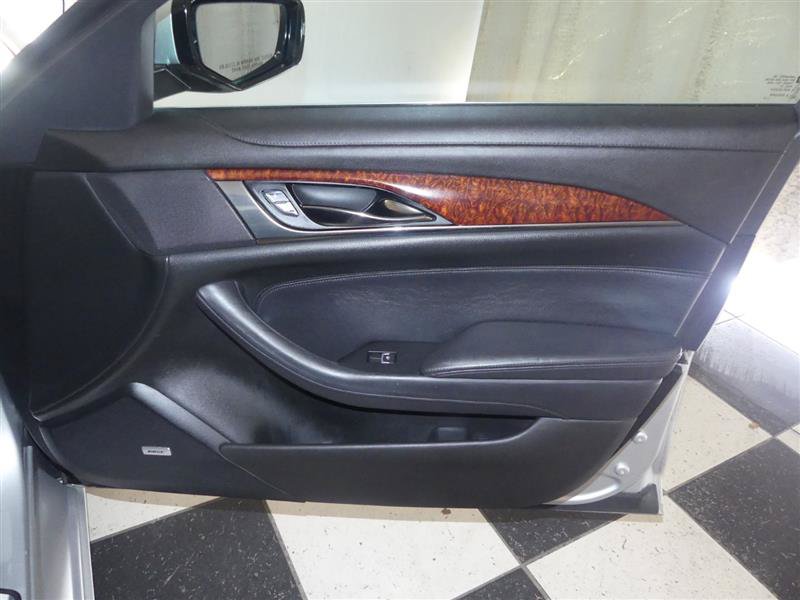 Used 2015 Cadillac CTS Luxury RWD image 25