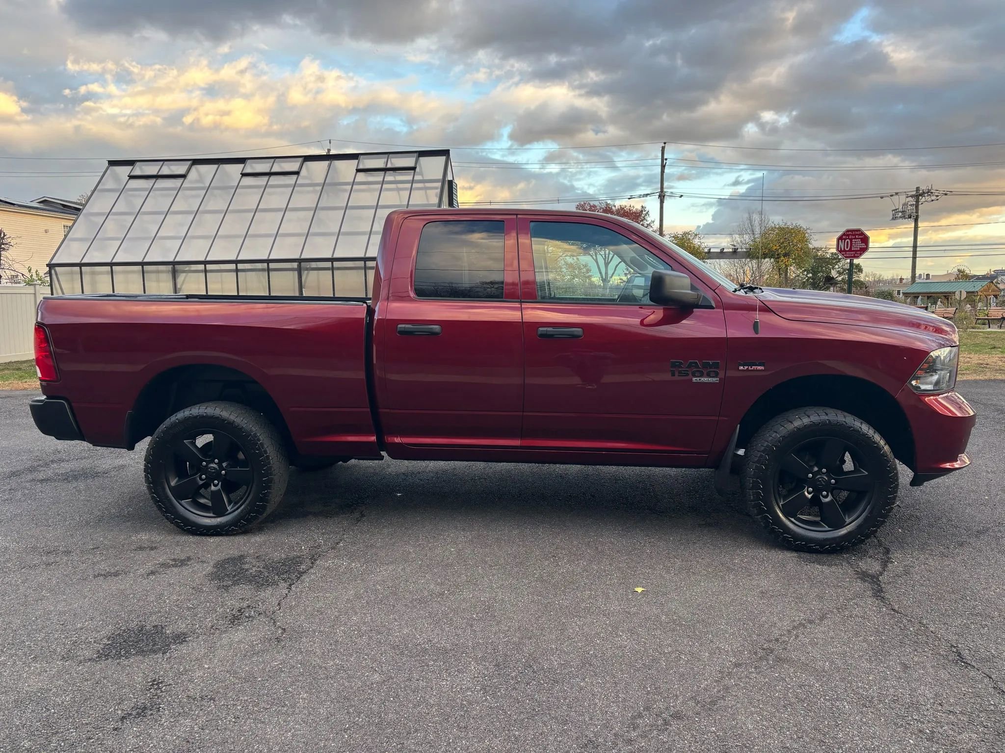 Used 2019 RAM 1500 Express w/ Express Value Package image 10