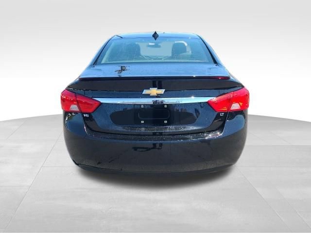 Used 2018 Chevrolet Impala LT w/ Sunroof and Spoiler Package FWD image 4