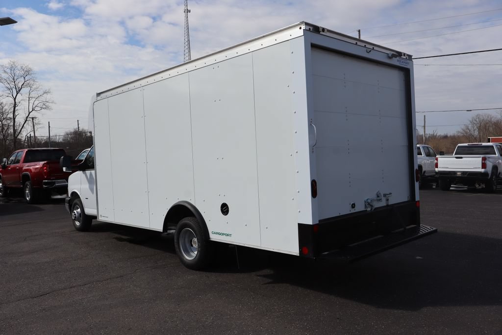 New 2026 Chevrolet Express 3500 w/ Power Convenience Package RWD image 3