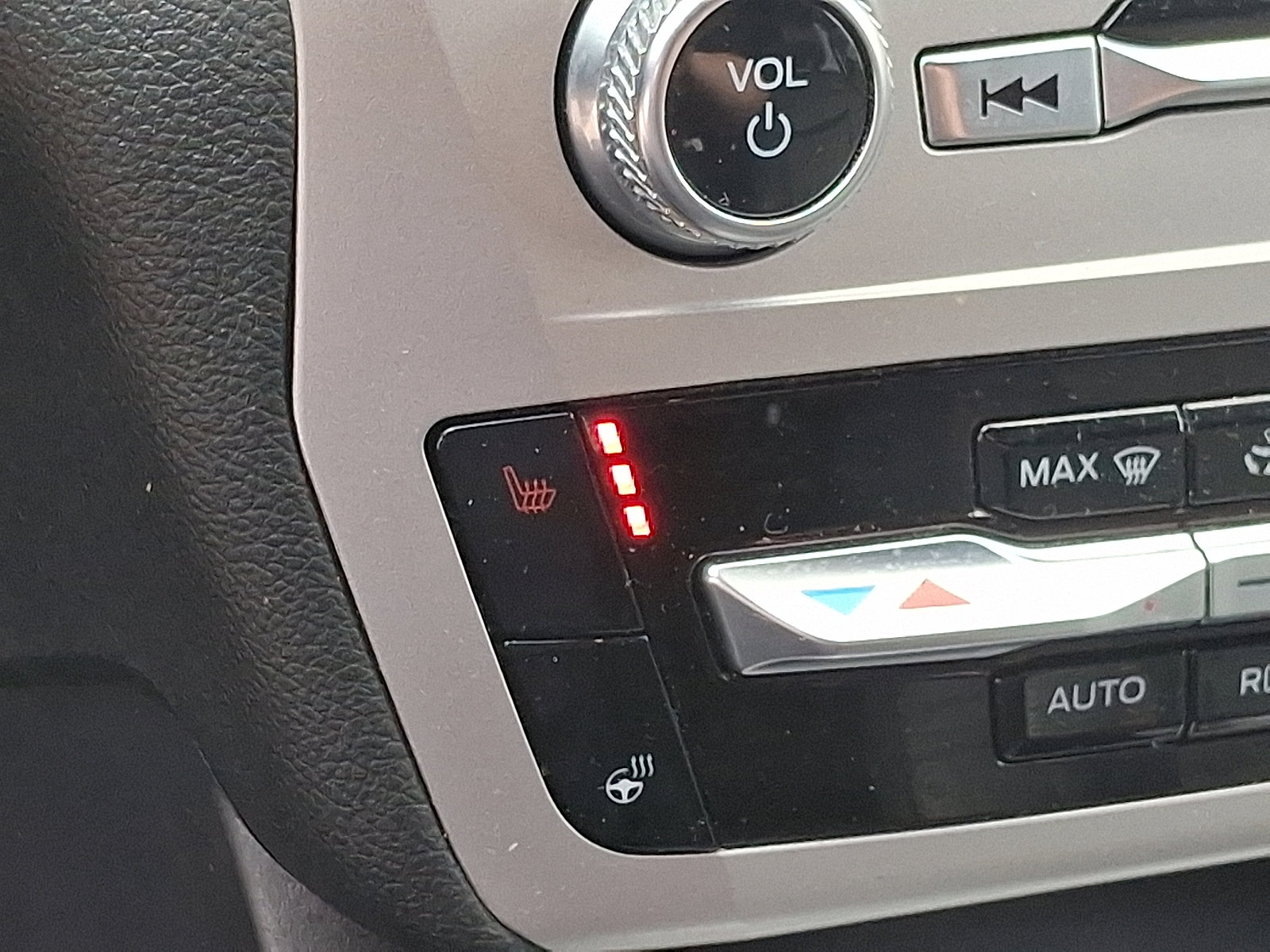 Certified 2022 Ford Explorer Timberline image 22