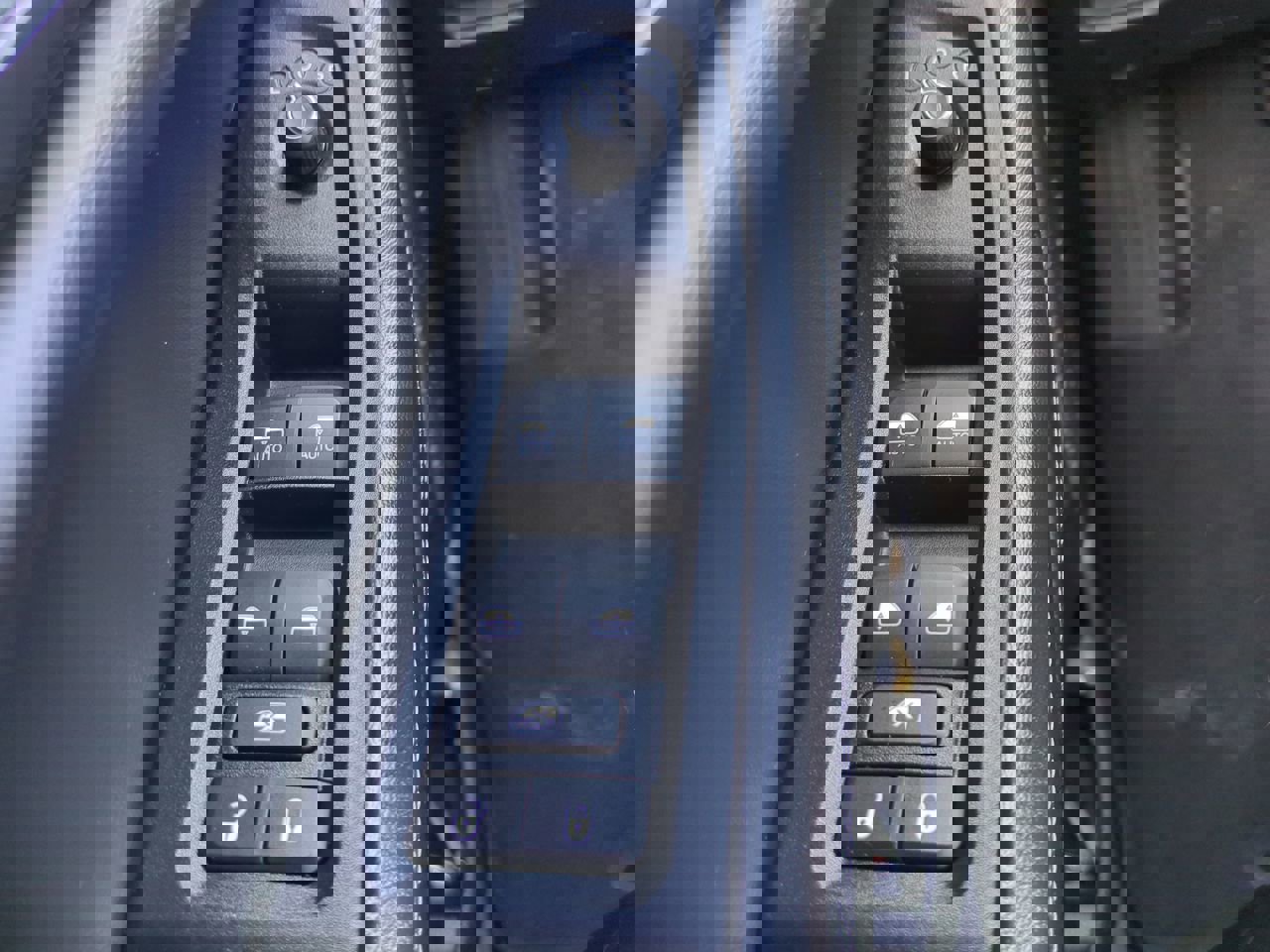 Used 2024 Jeep Grand Cherokee Altitude image 23