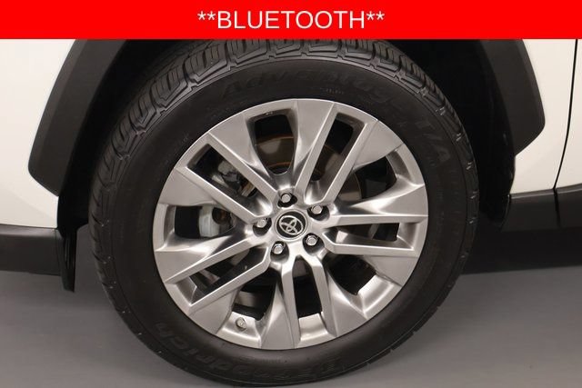 Certified 2019 Toyota RAV4 Limited w/ Cold Weather Package AWD/4WD image 10