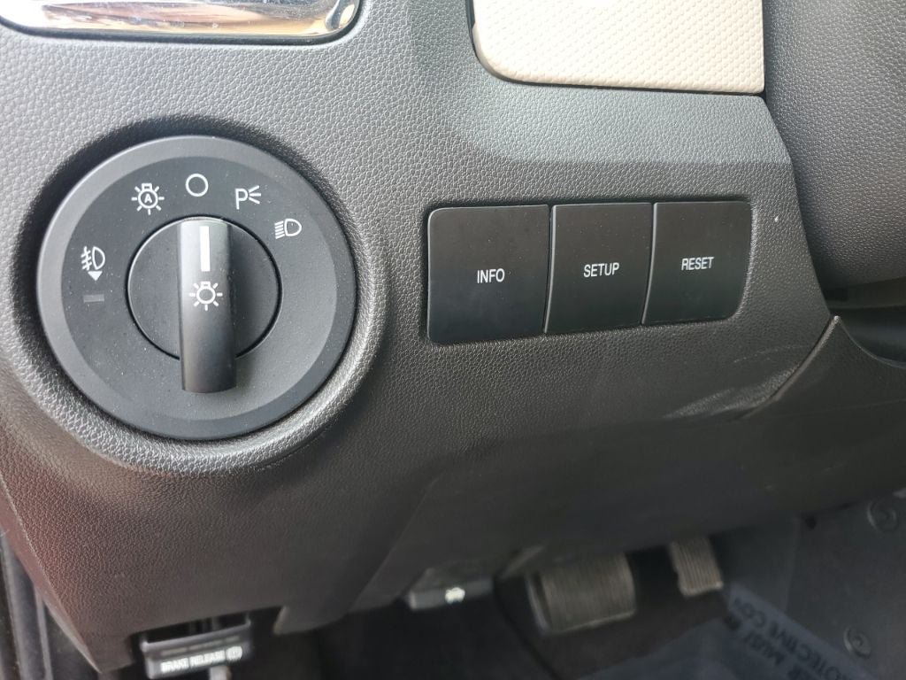 Used 2008 Mercury Mariner 2WD V6 image 27