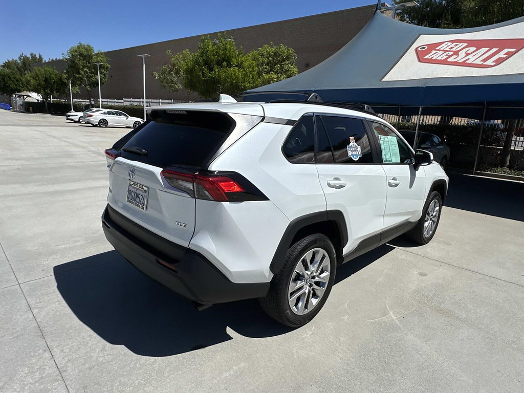 Used 2023 Toyota RAV4 XLE Premium FWD image 28