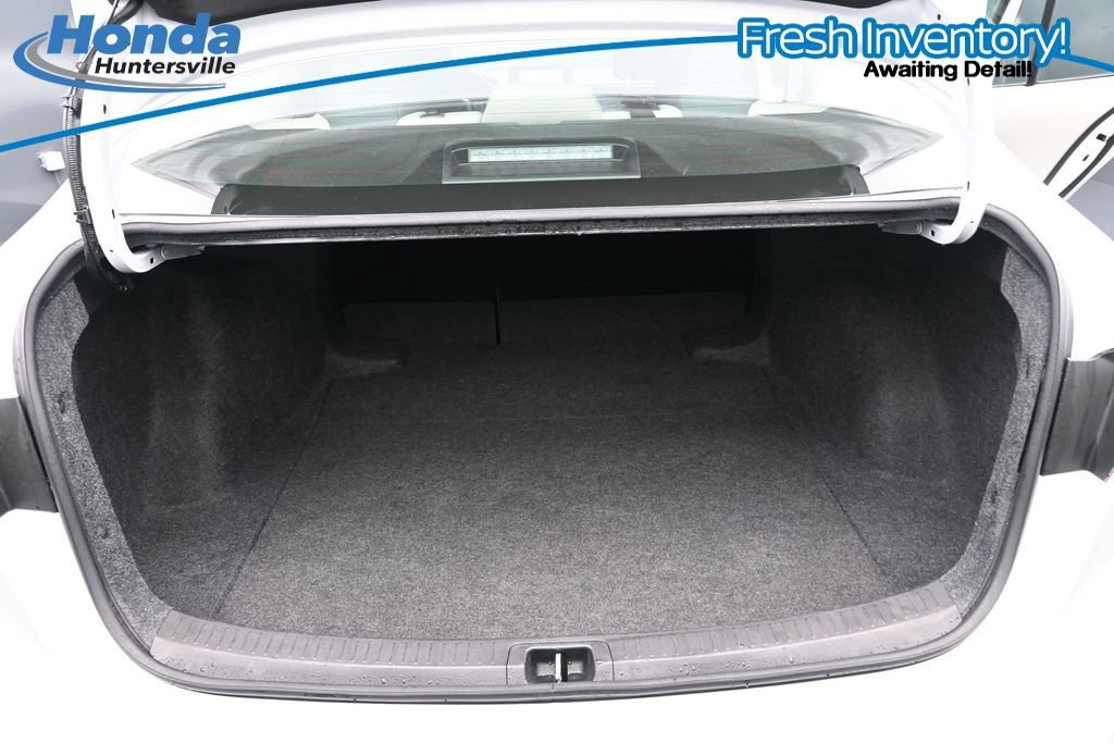 Used 2025 Toyota Corolla LE w/ Convenience Package FWD image 14