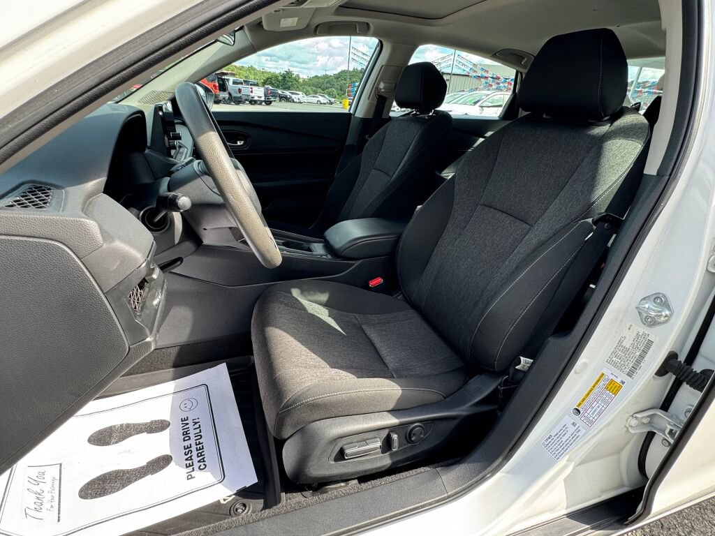 Used 2023 Honda Accord EX image 15