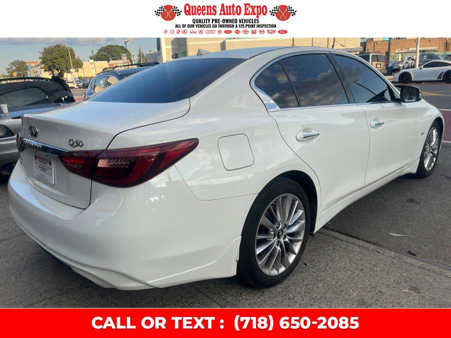 Used 2019 INFINITI Q50 Luxe w/ Essential Package (3.0T Luxe) image 6