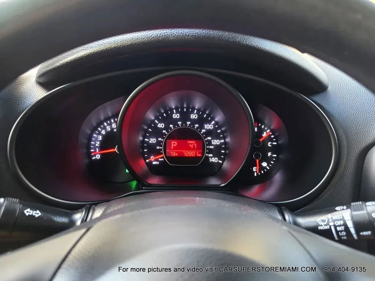 Used 2015 Kia Soul EV FWD image 42