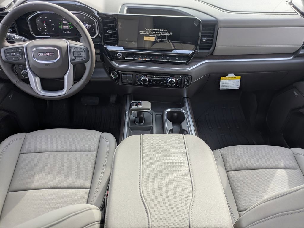 New 2026 GMC Sierra 1500 SLT image 9