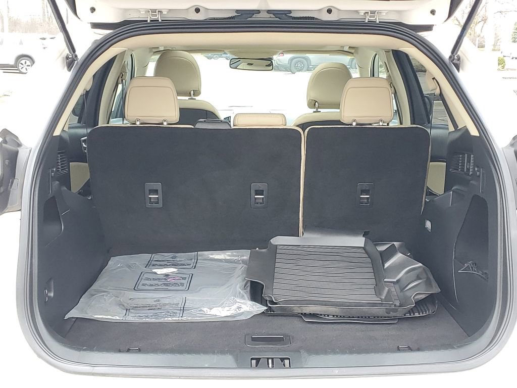 Used 2019 Ford Edge SEL w/ Equipment Group 201A image 8