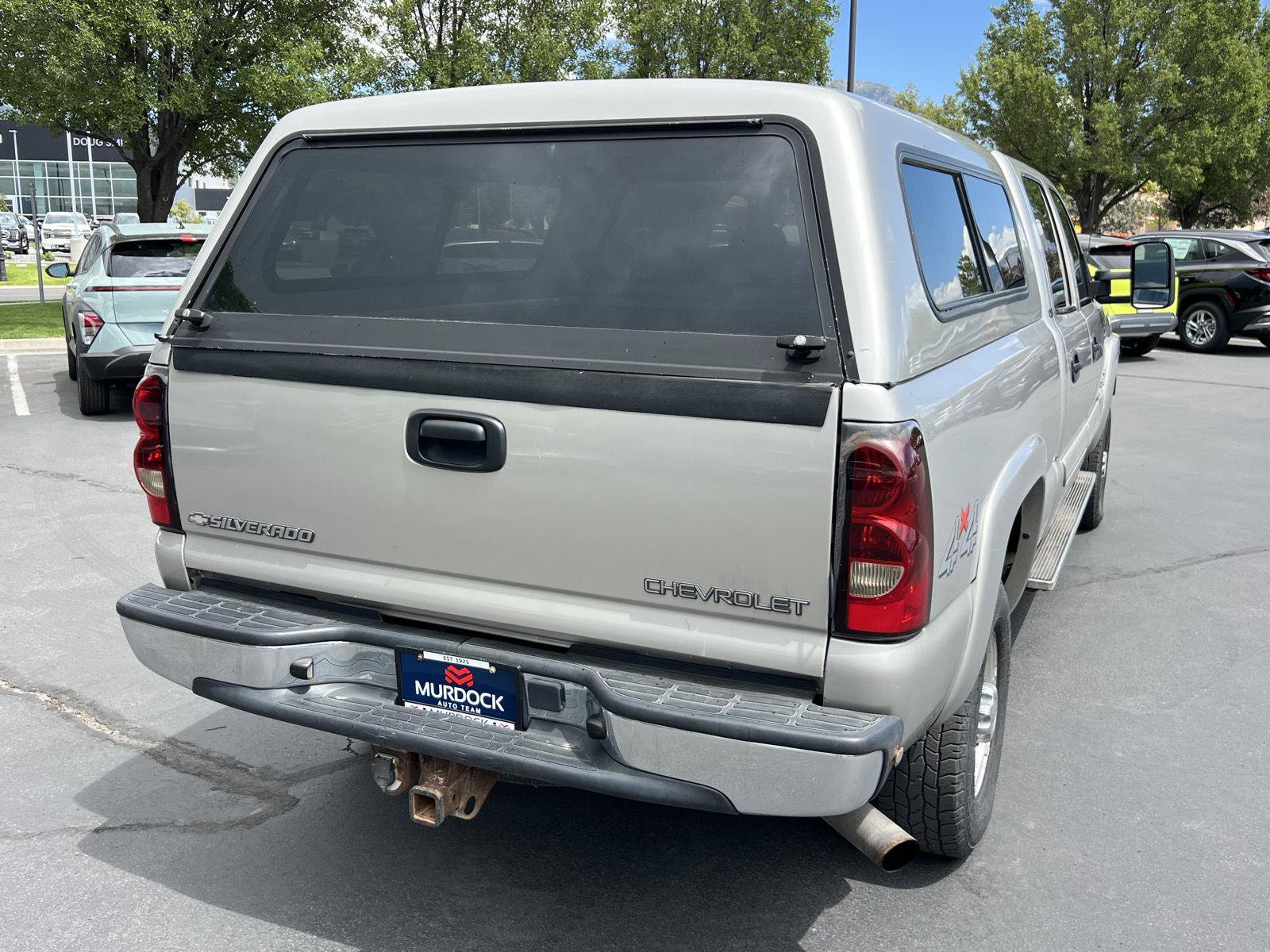 Used 2005 Chevrolet Silverado 2500 LT w/ Heavy-Duty Power Package AWD/4WD image 8