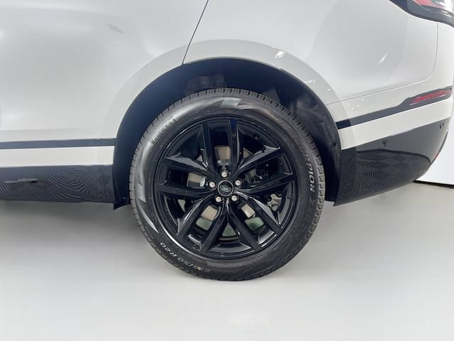 Used 2026 Land Rover Range Rover Velar Dynamic SE AWD/4WD image 9