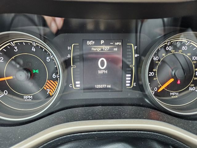 Used 2015 Jeep Cherokee Latitude FWD image 10