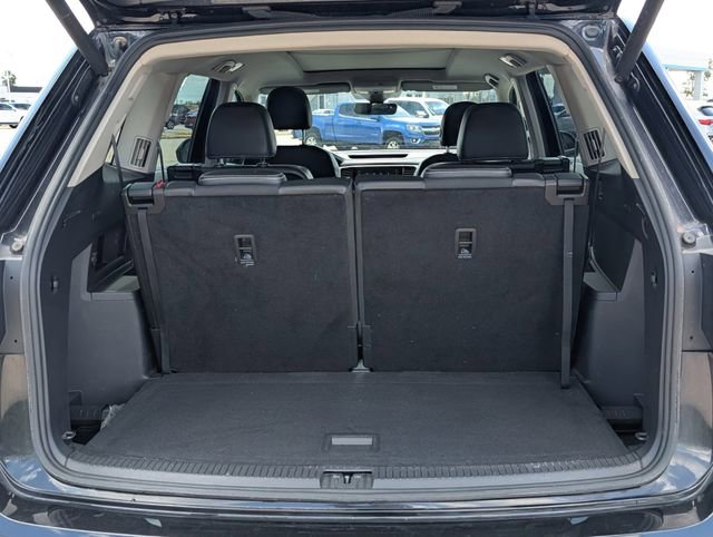 Used 2022 Volkswagen Atlas SEL Premium image 28