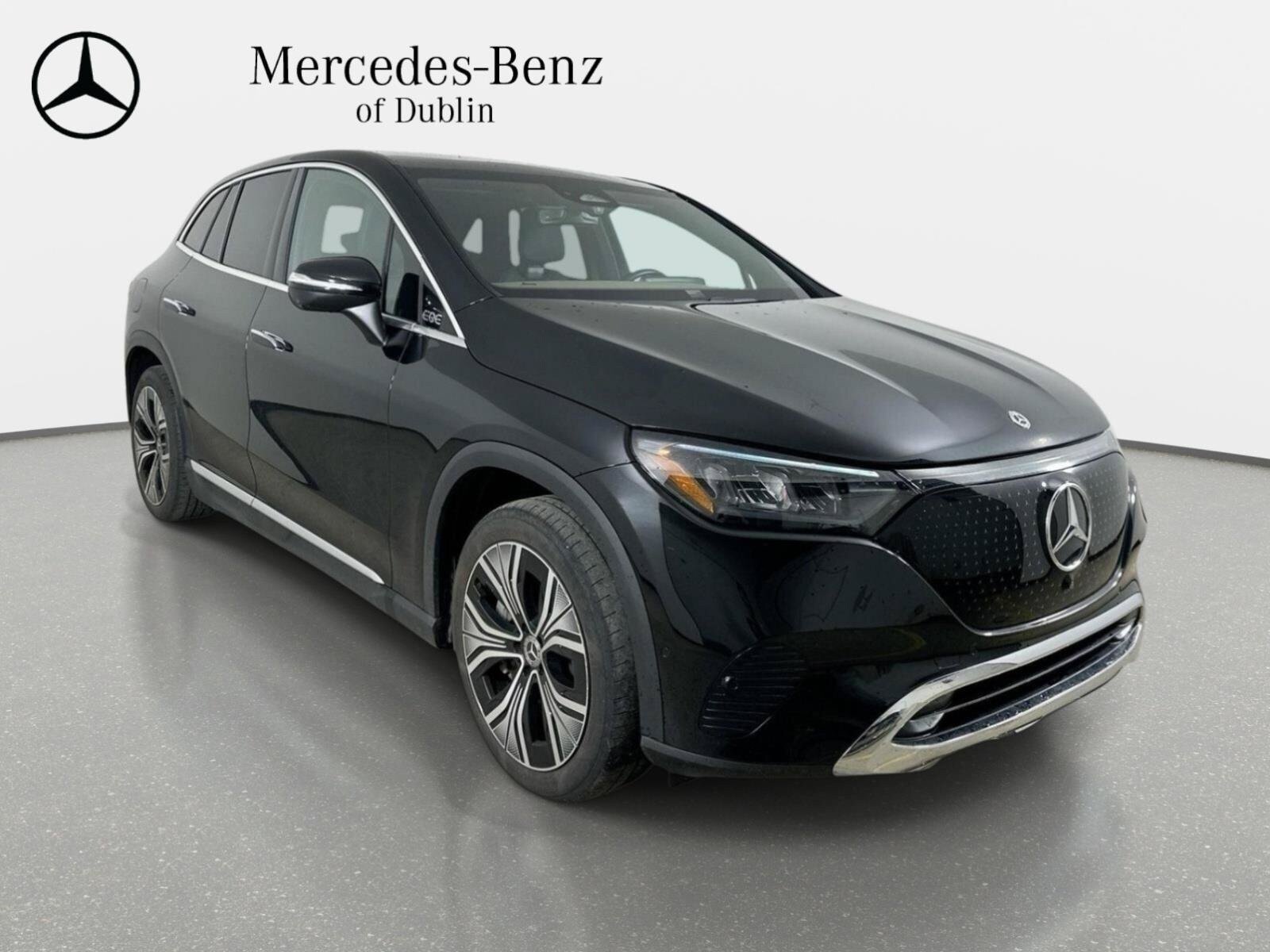 Used 2023 Mercedes-Benz EQE 350+ 4MATIC SUV image 3