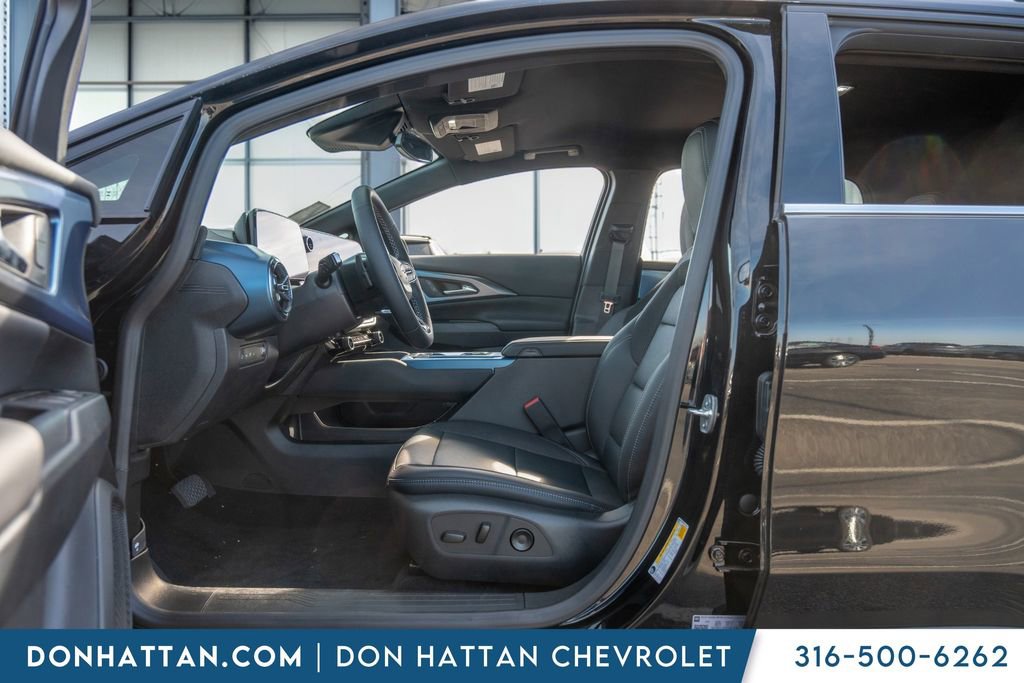 New 2026 Chevrolet Equinox EV LT image 5